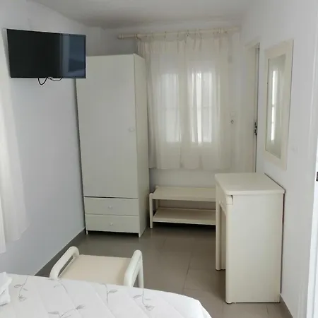 Anchor Yalos Semi Double Bed 6 Mykonos Town